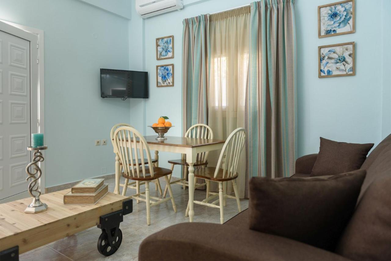 קלמאקי Spyros Apartments With Pool מראה חיצוני תמונה
