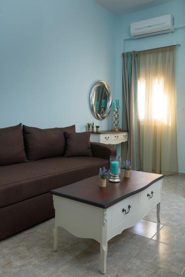 קלמאקי Spyros Apartments With Pool מראה חיצוני תמונה