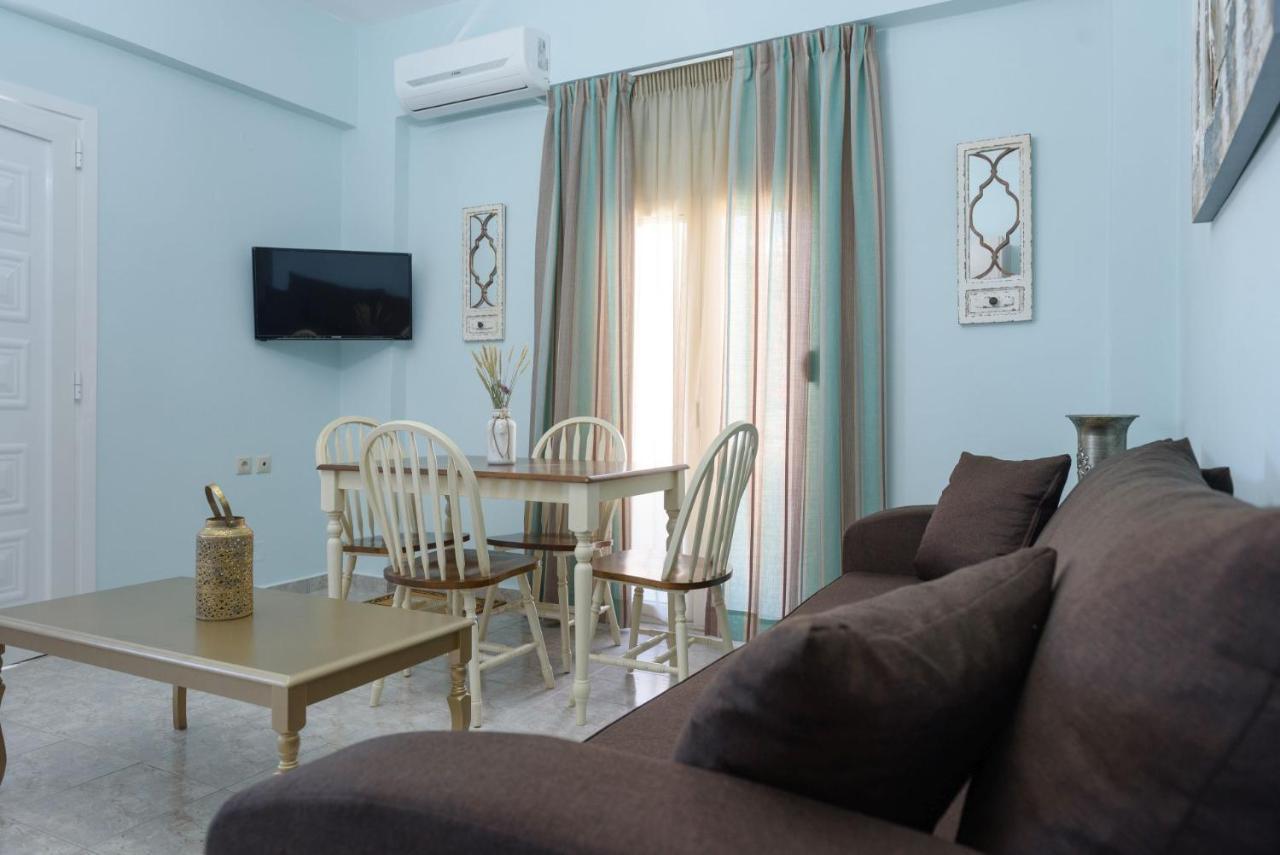 קלמאקי Spyros Apartments With Pool מראה חיצוני תמונה
