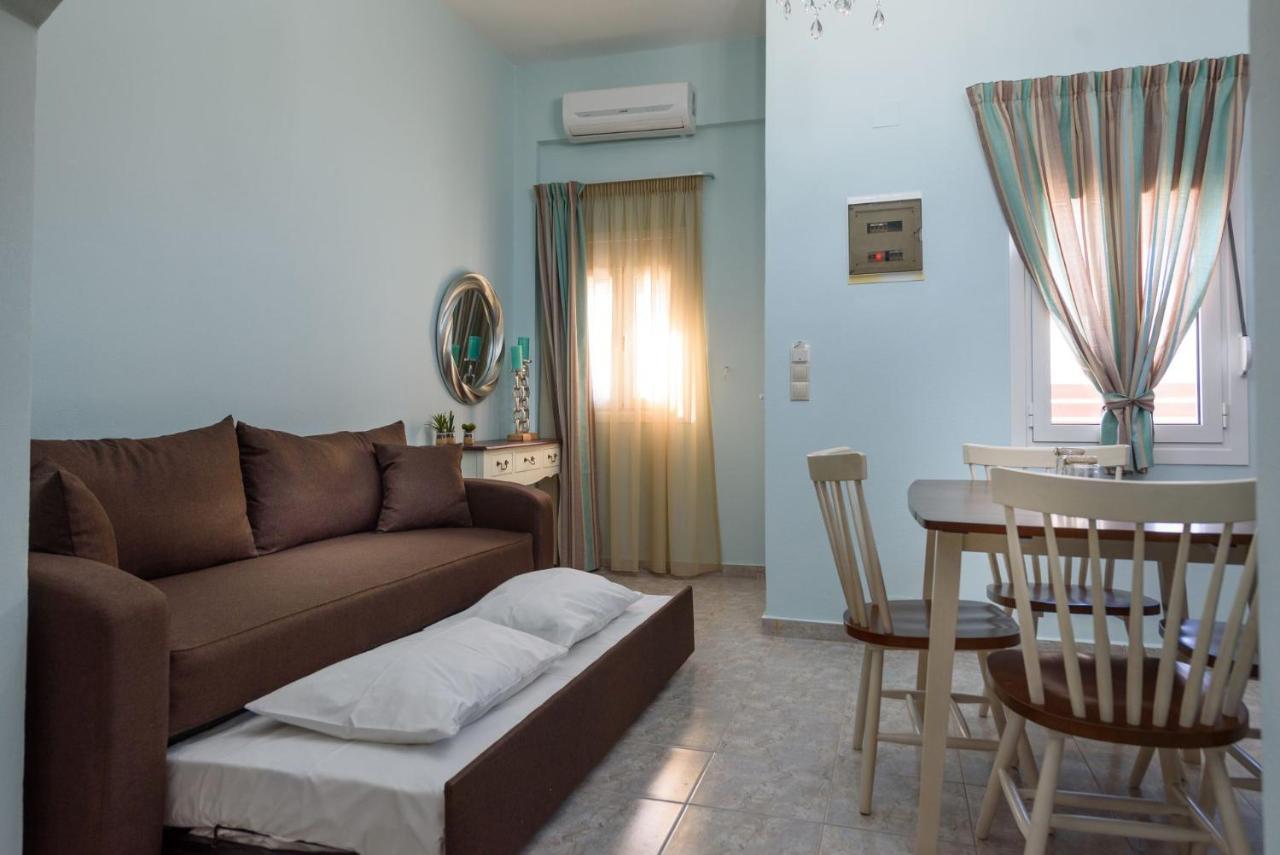 קלמאקי Spyros Apartments With Pool מראה חיצוני תמונה