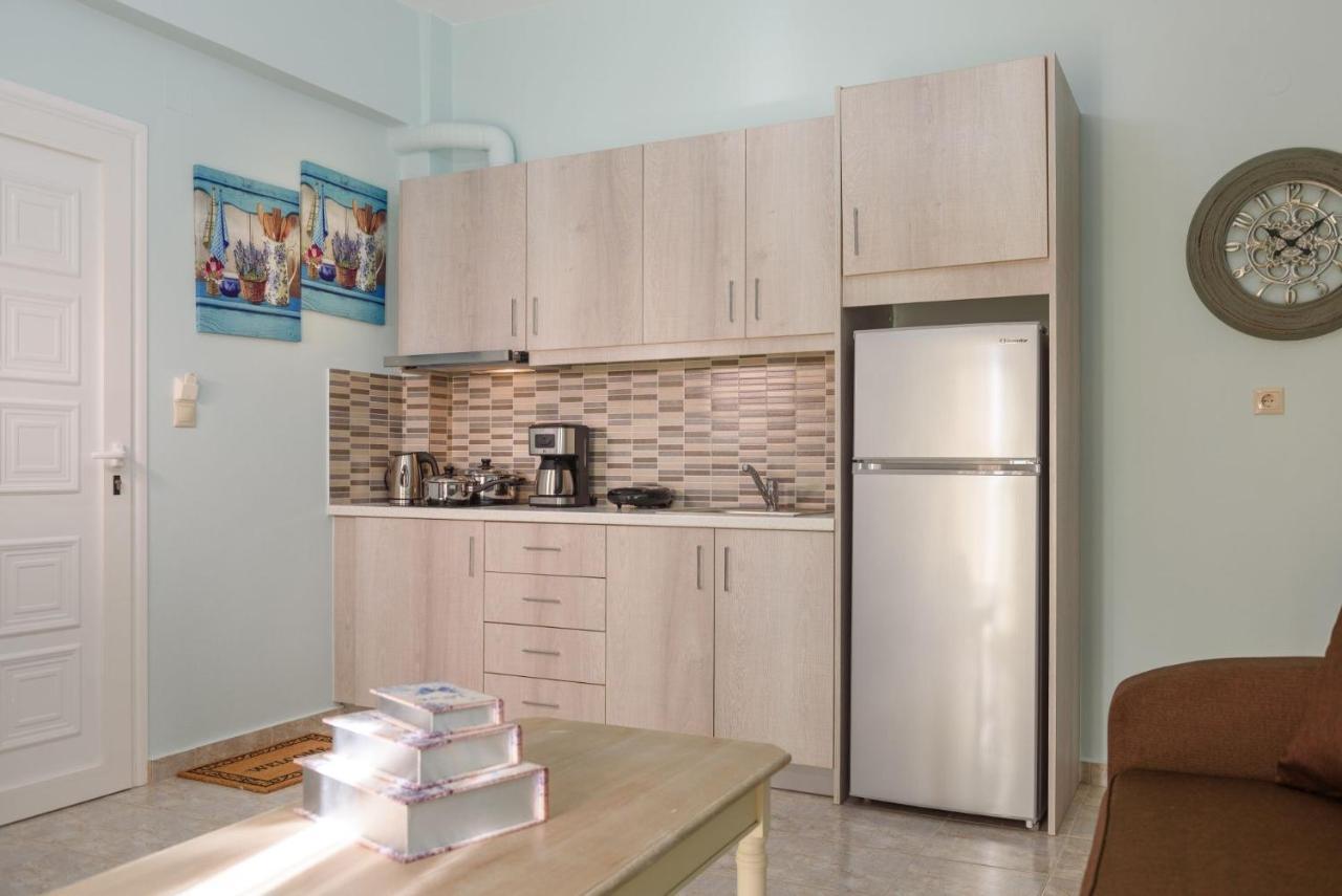 קלמאקי Spyros Apartments With Pool מראה חיצוני תמונה