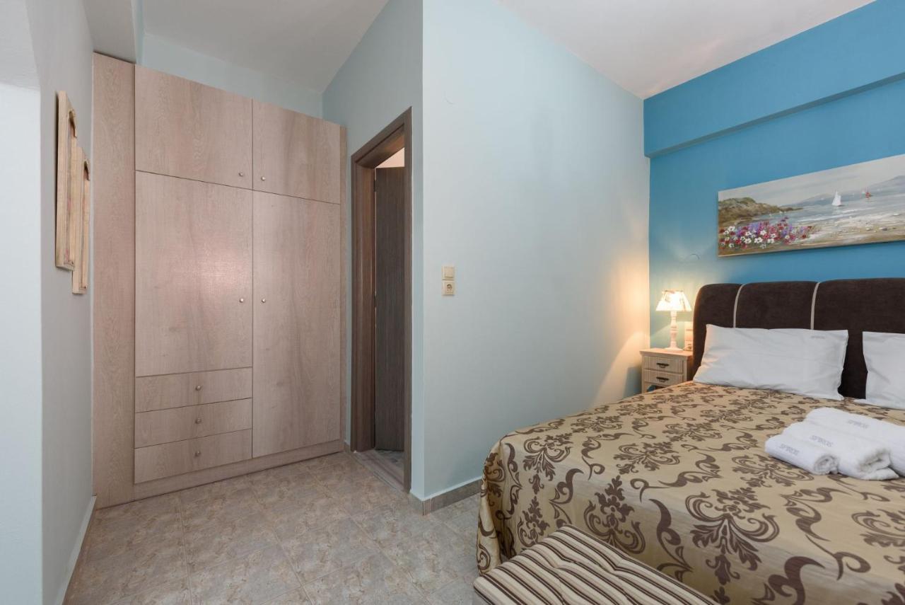 קלמאקי Spyros Apartments With Pool מראה חיצוני תמונה