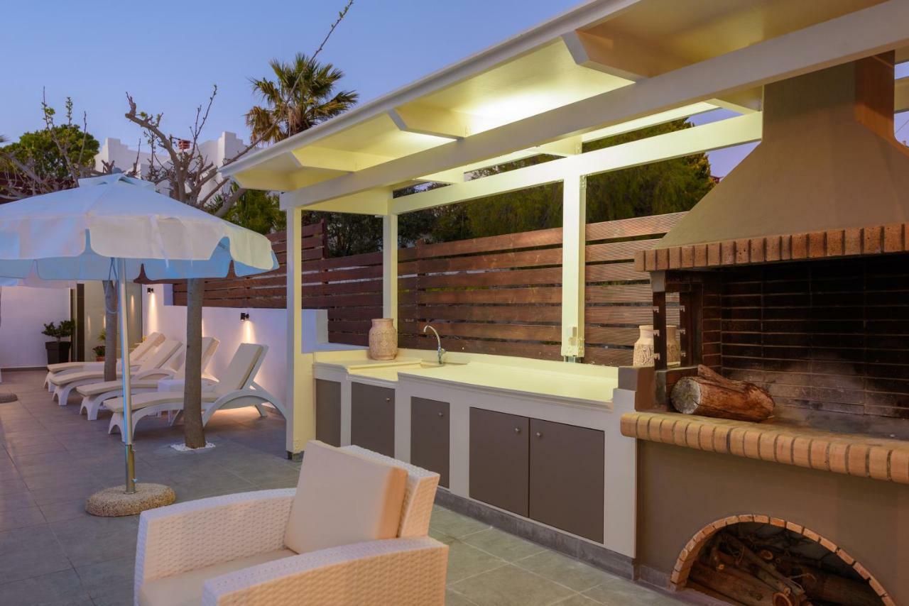 קלמאקי Spyros Apartments With Pool מראה חיצוני תמונה